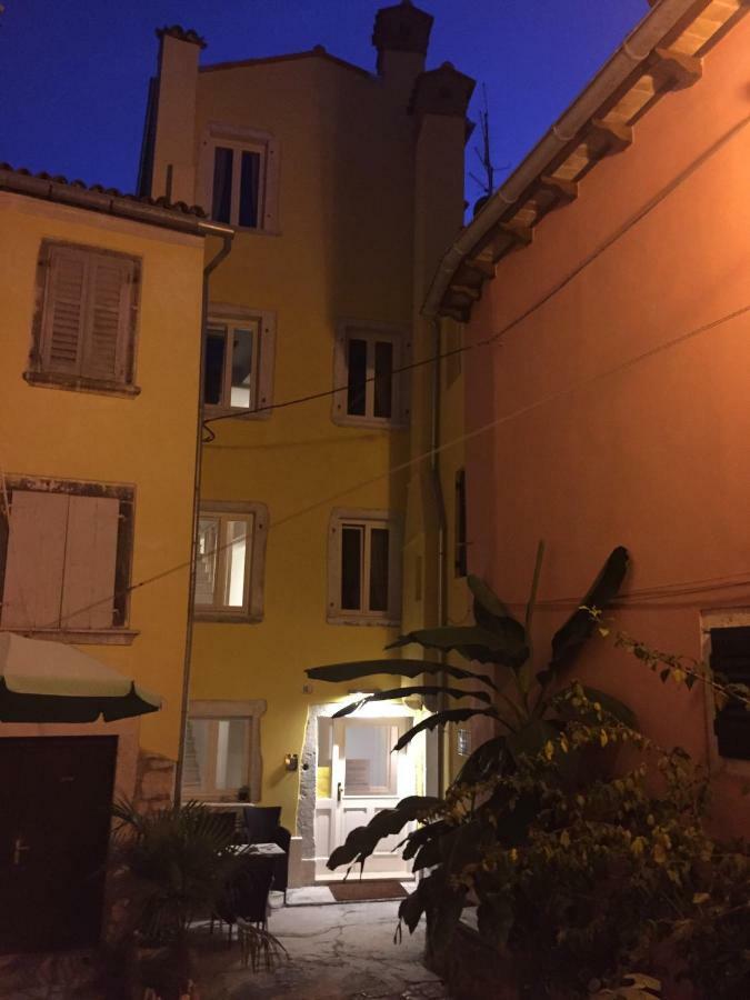 Casa Colloredo Free Parking Rovinj Eksteriør billede